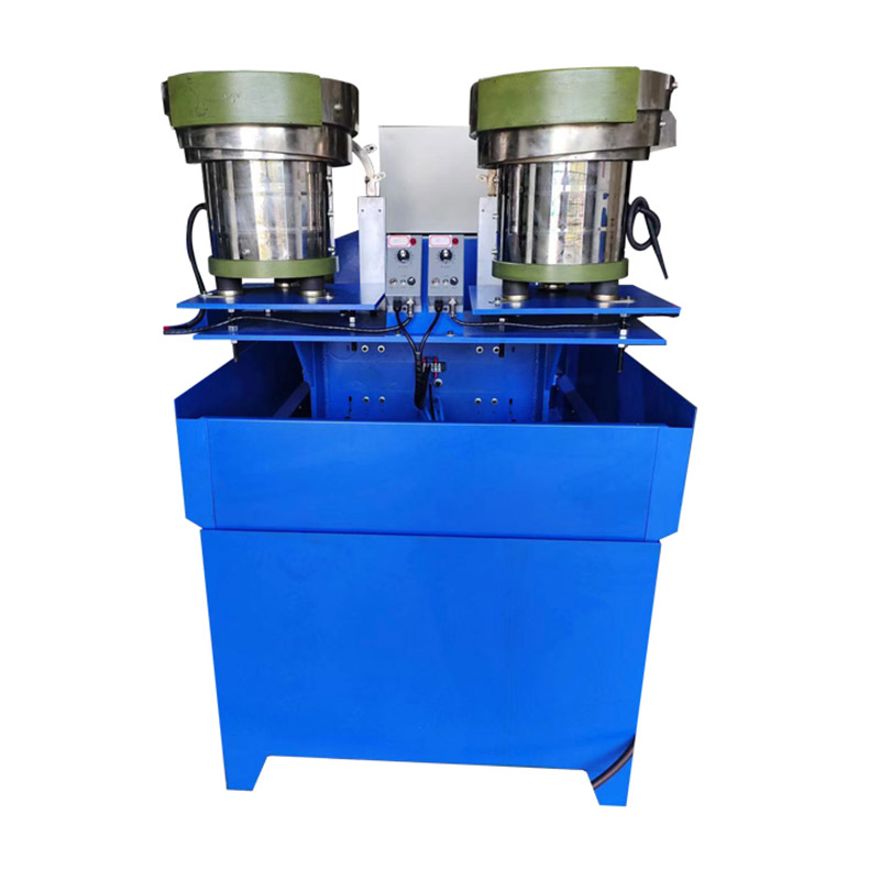 Geležinė pusiau automatinė veržlių sriegimo mašina